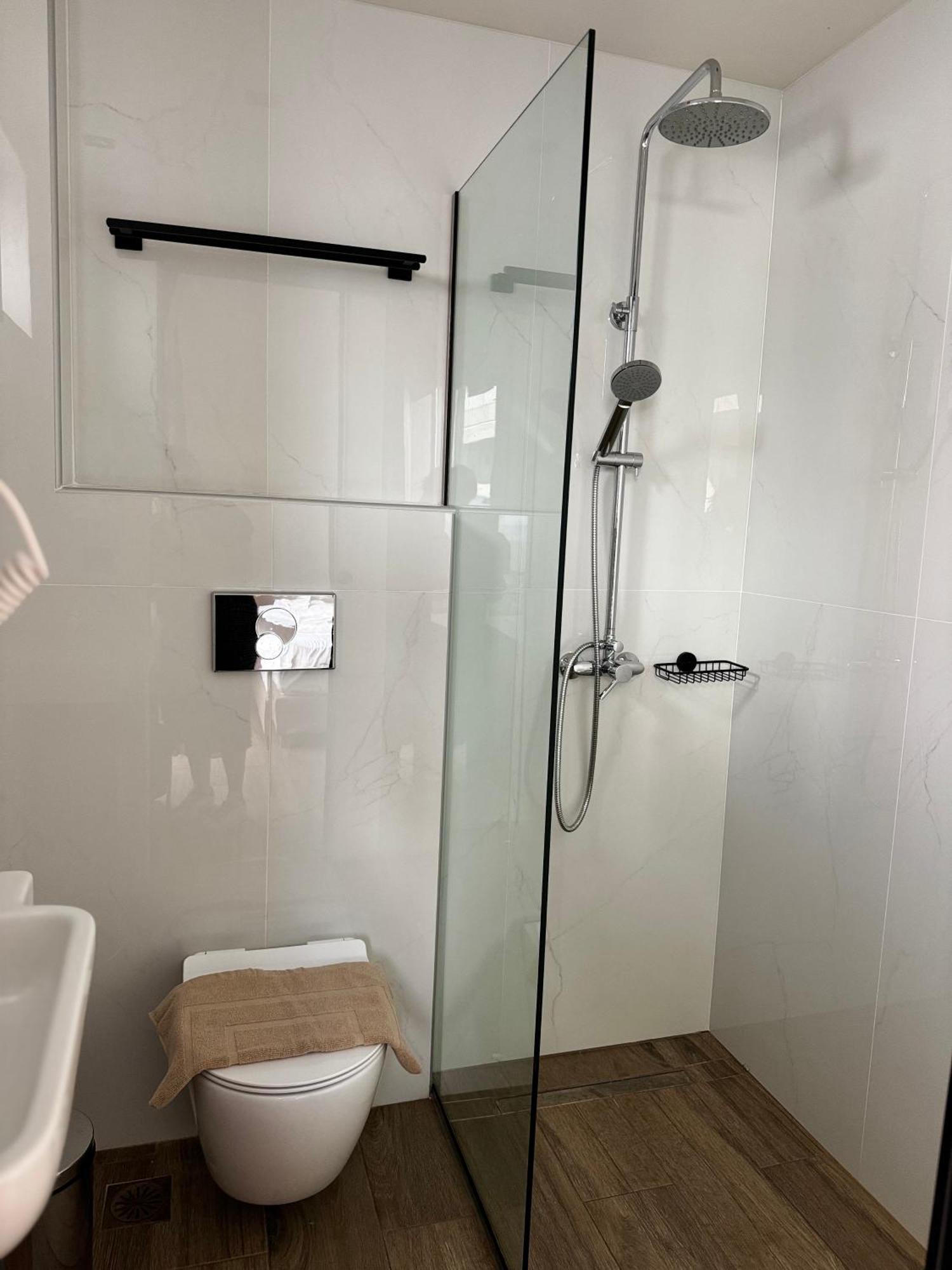 Lunar Hotel Херсонисос Екстериор снимка
